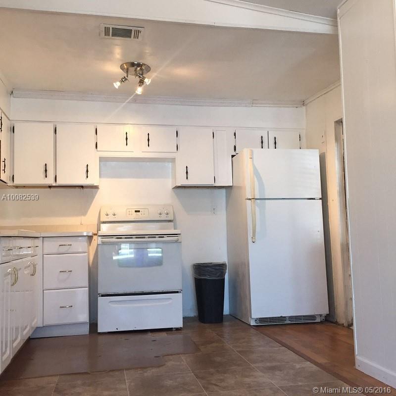 Hallandale Trailer Estate - Residential Lease