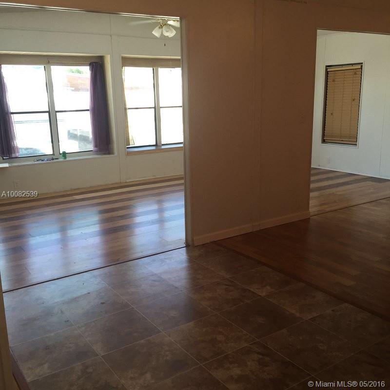 Hallandale Trailer Estate - Residential Lease