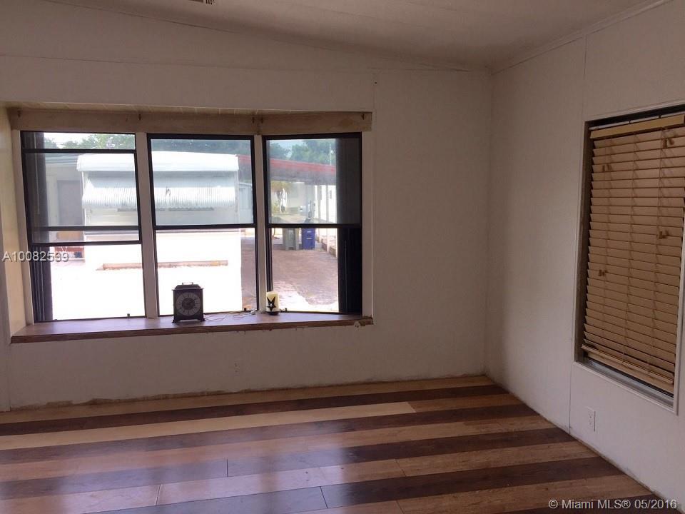 Hallandale Trailer Estate - Residential Lease