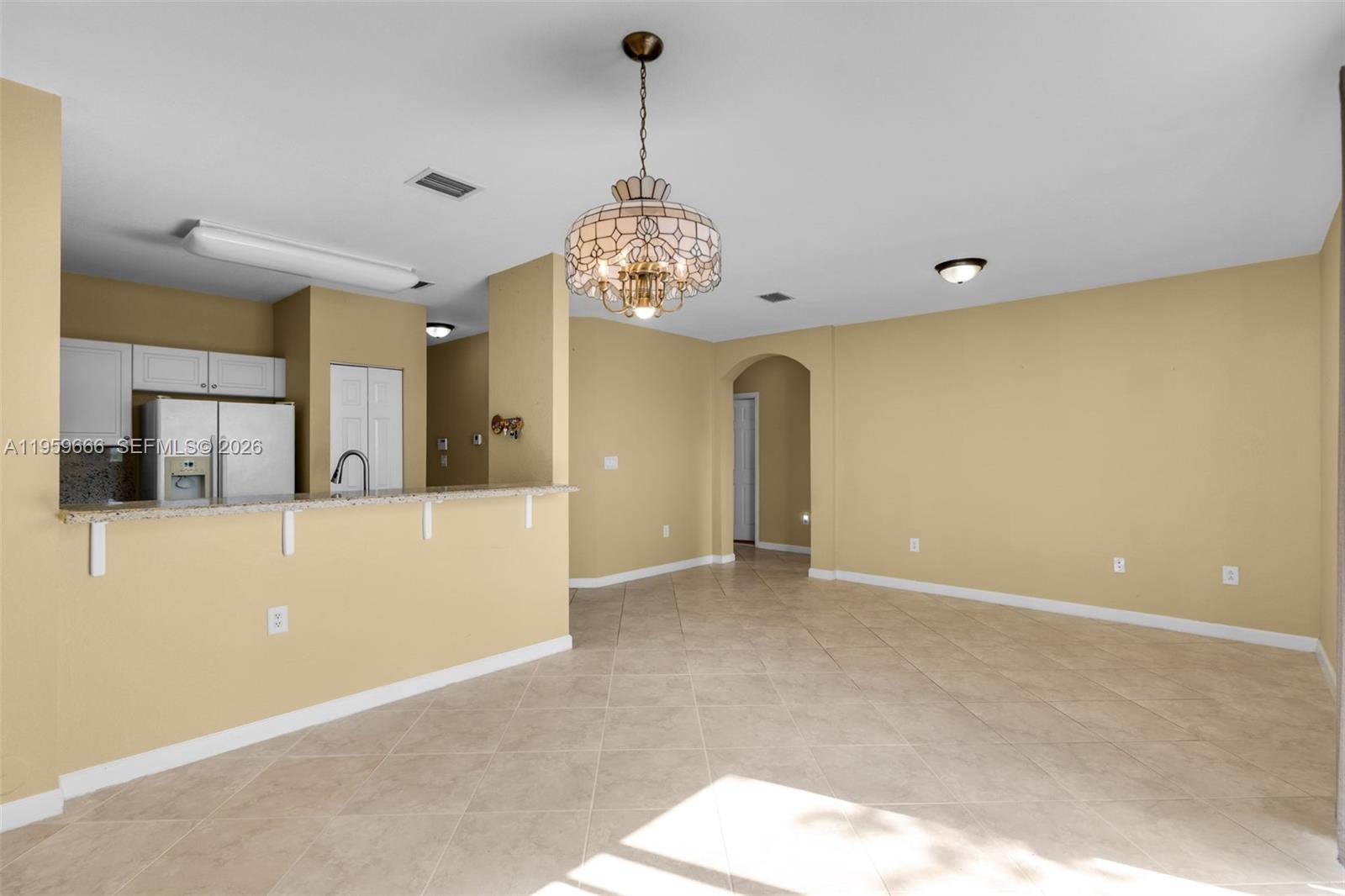 FIJI CONDO NO 3 - Residential