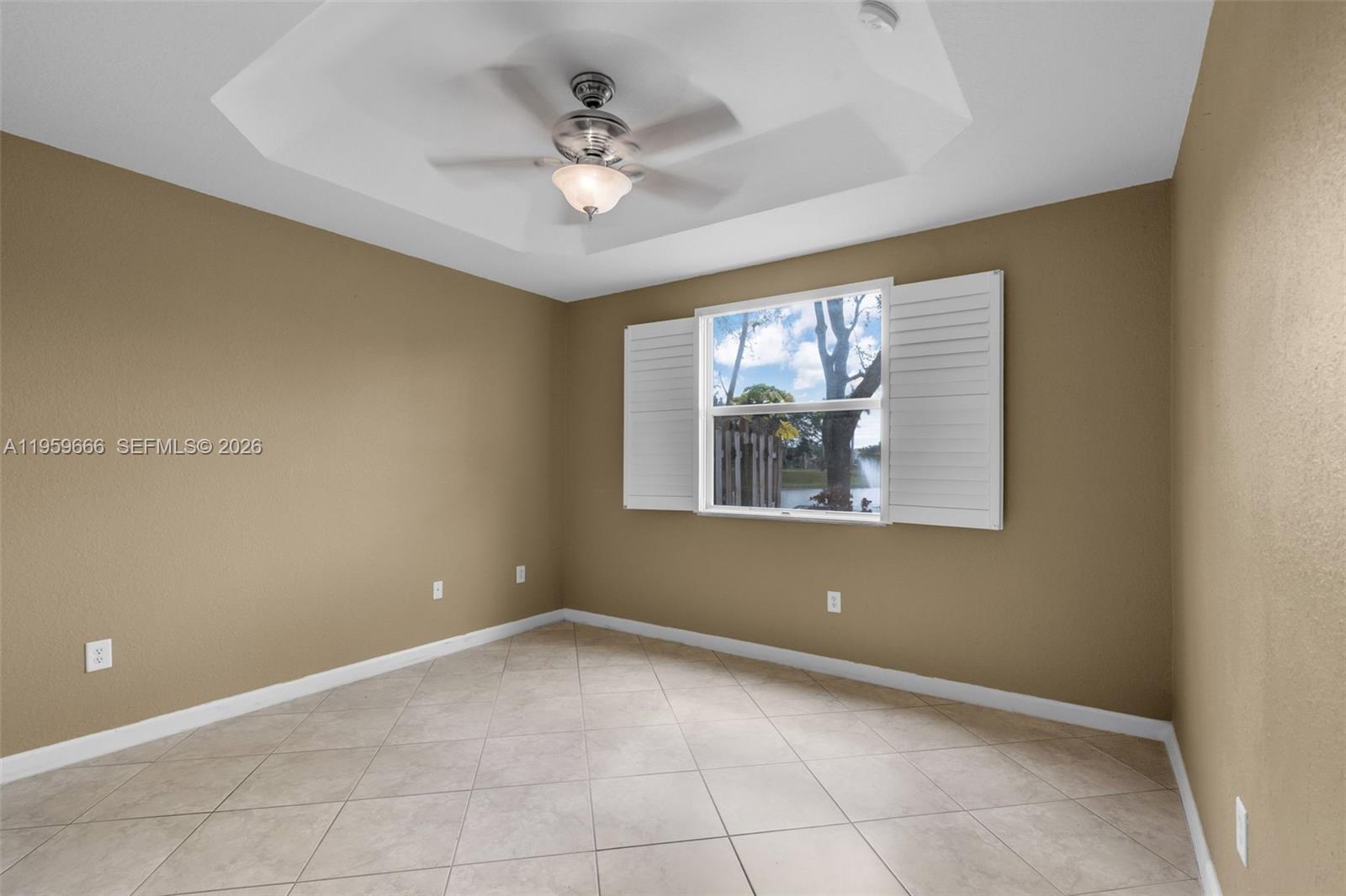 FIJI CONDO NO 3 - Residential