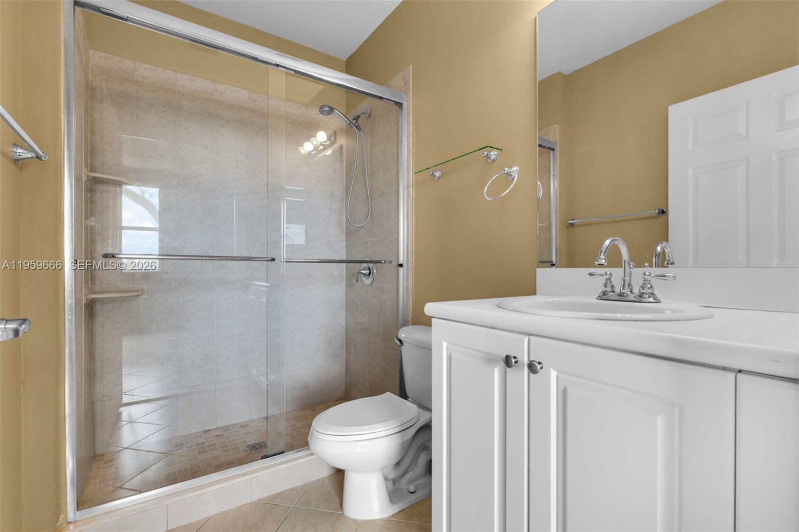 FIJI CONDO NO 3 - Residential