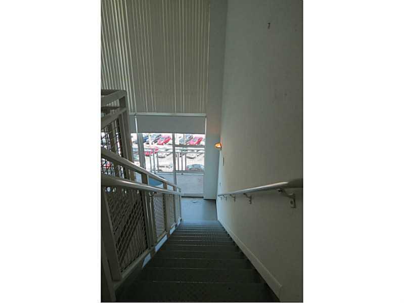 VIZCAYNE NORTH CONDO - Residential Lease