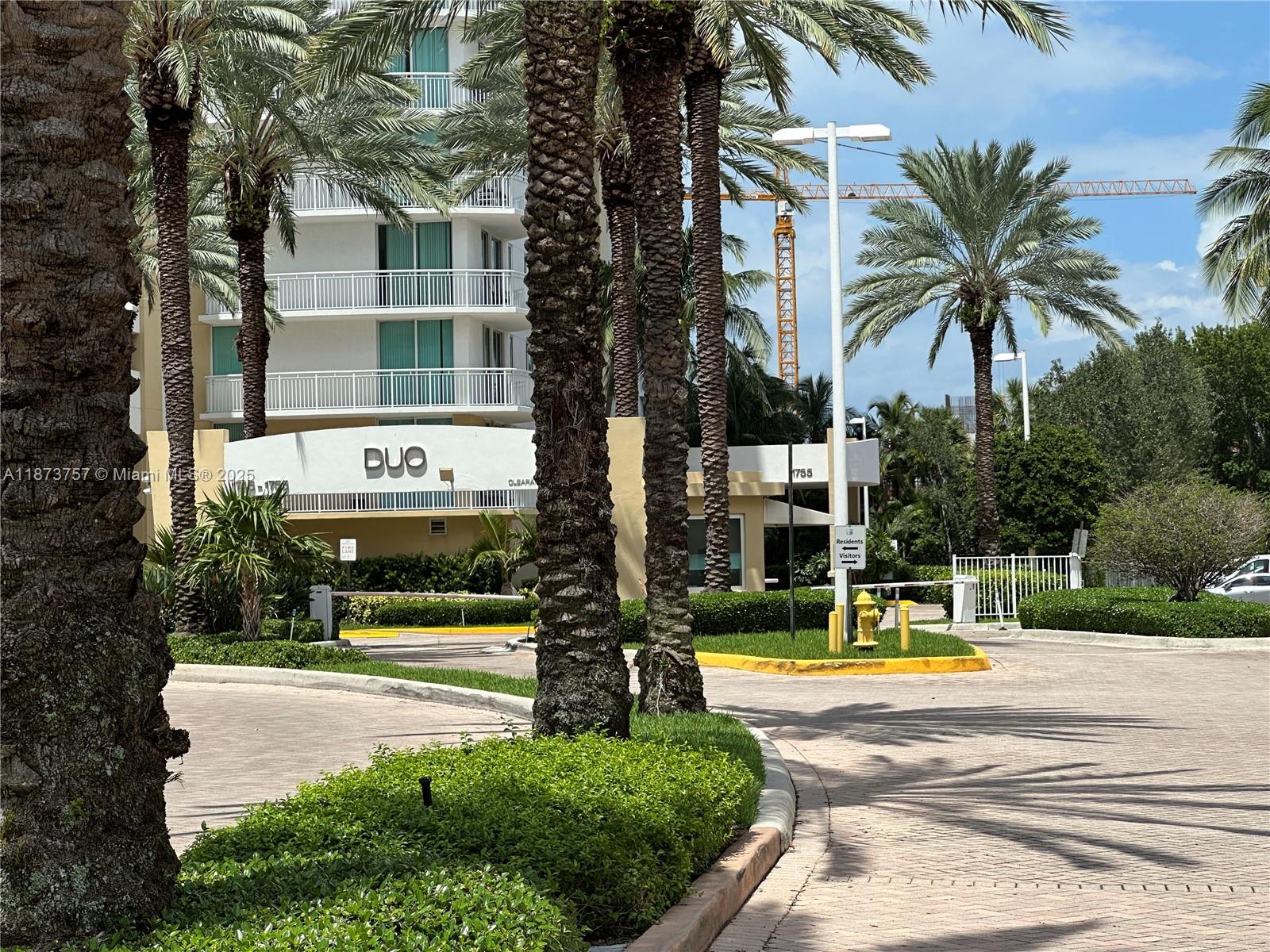 DUO CONDOMINIUM EAST - Residential