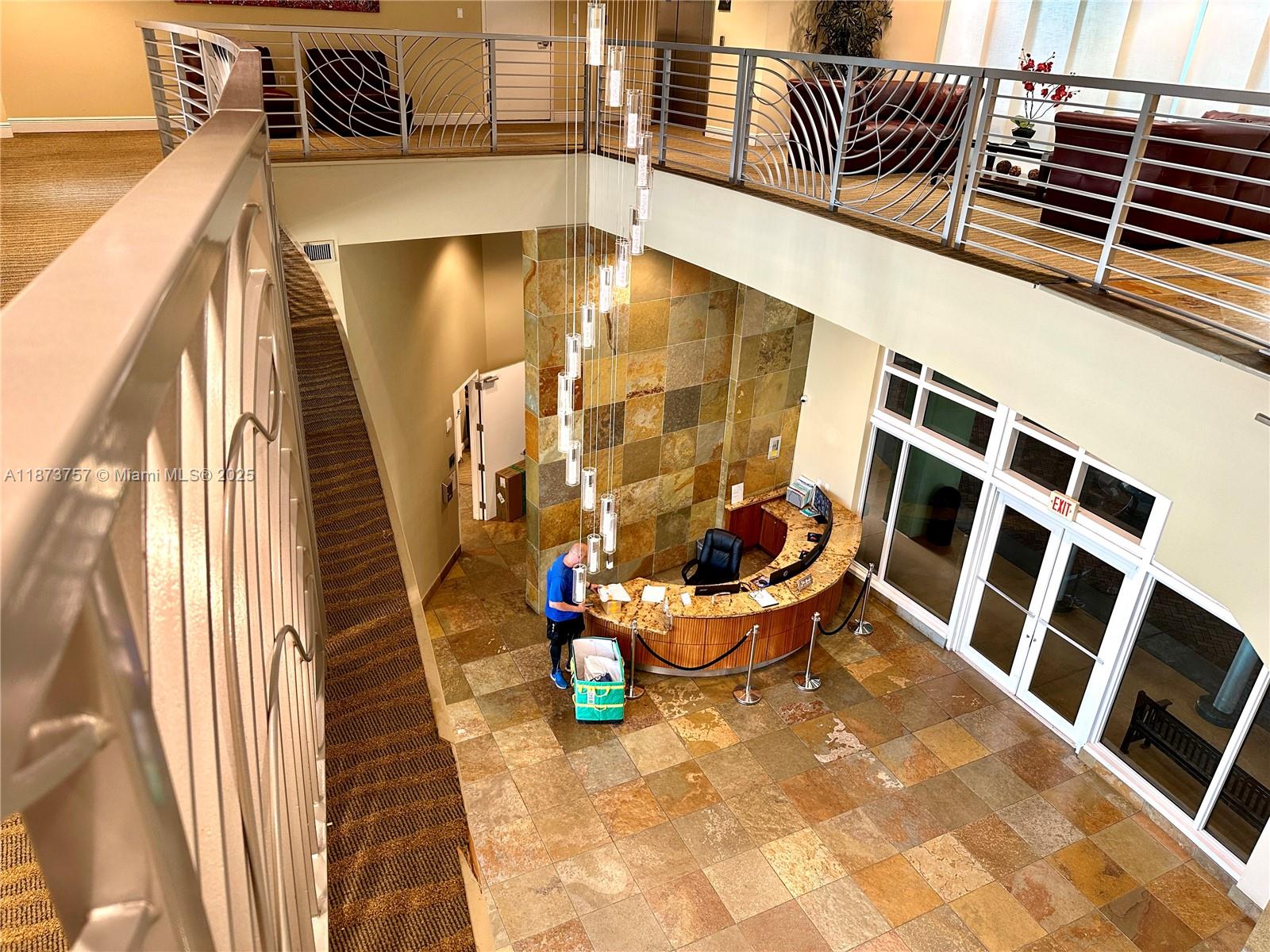 DUO CONDOMINIUM EAST - Residential