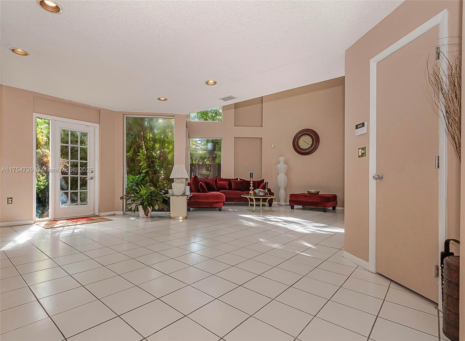 RIVER PARC ESTATES - Residential