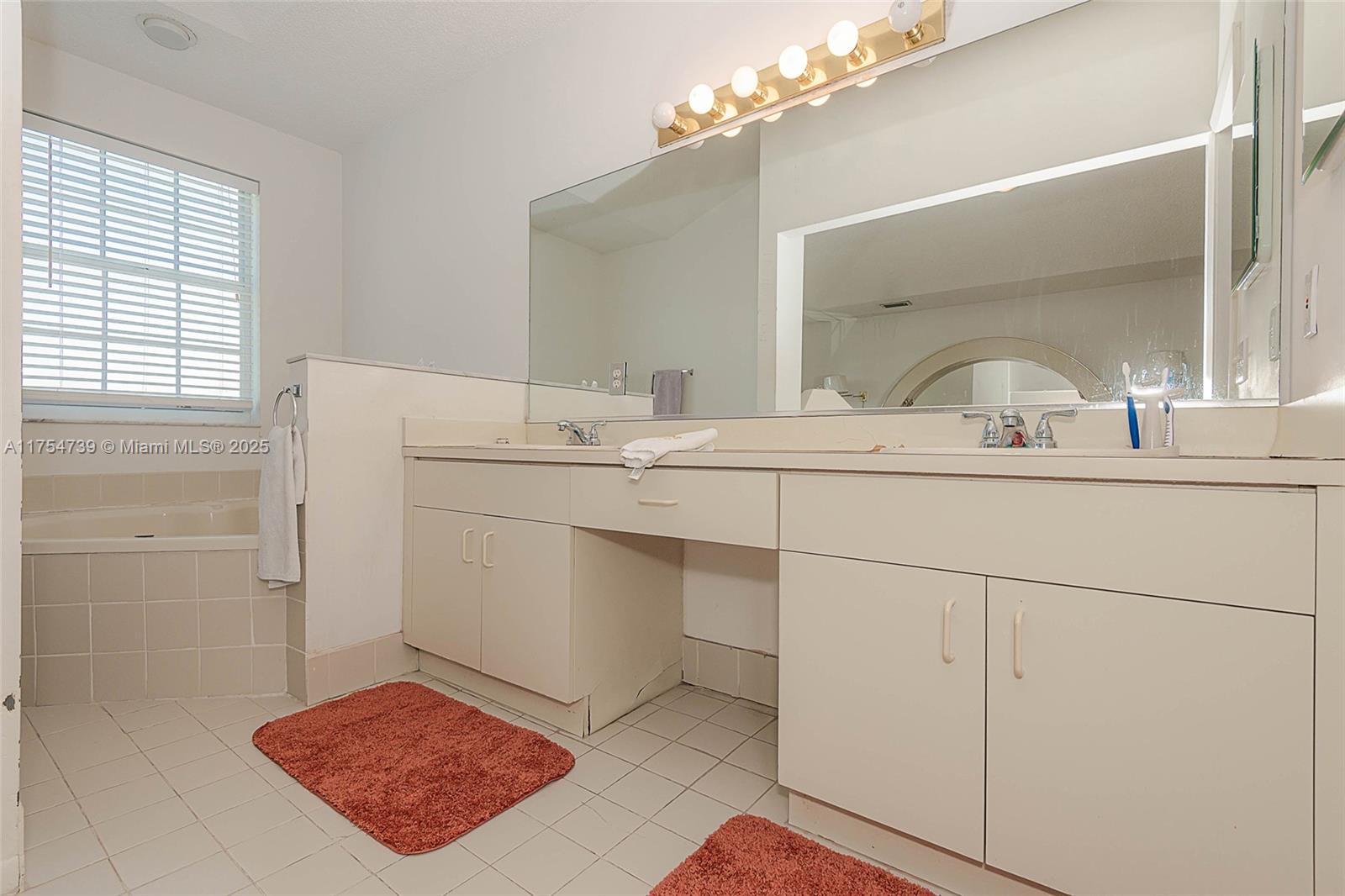 RIVER PARC ESTATES - Residential