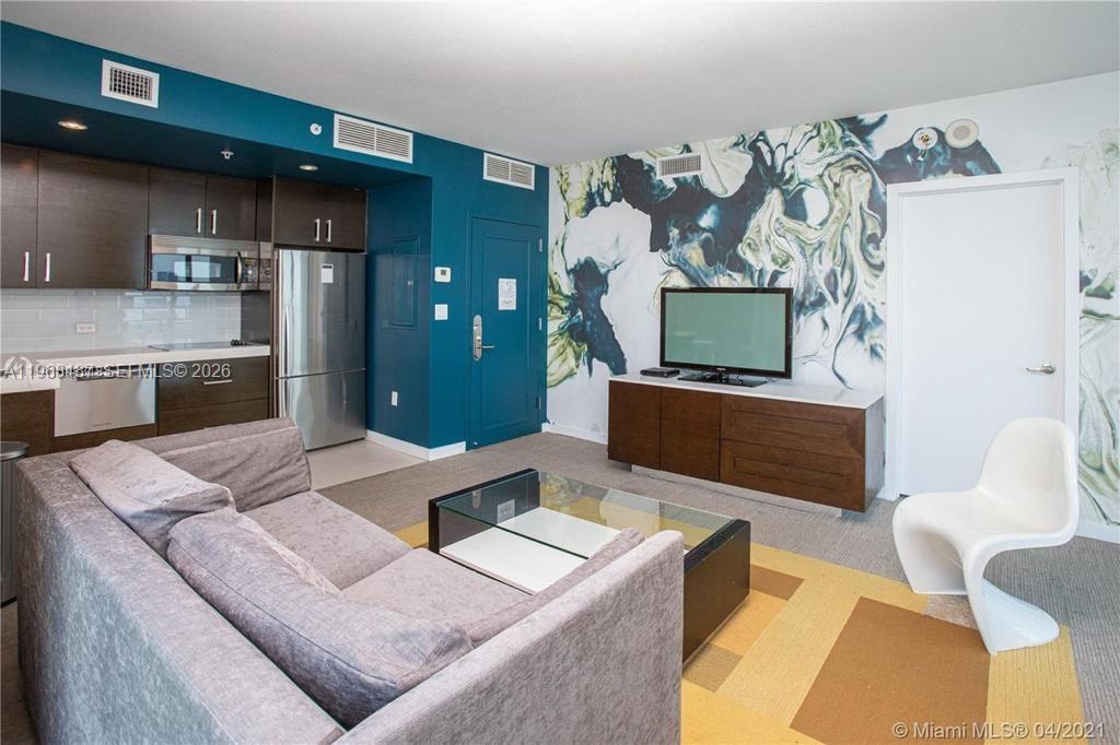 SOLE CONDO - Residential