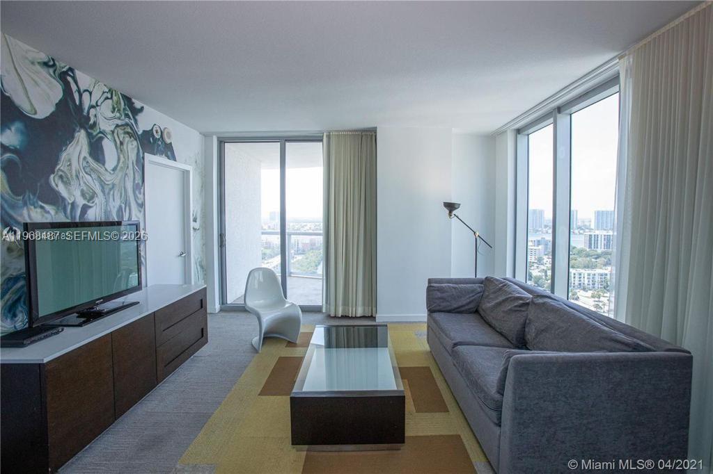 SOLE CONDO - Residential