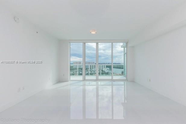 400 SUNNY ISLES CONDO EAS - Residential Lease