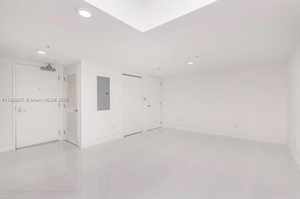 400 SUNNY ISLES CONDO EAS - Residential Lease