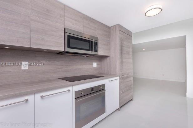 400 SUNNY ISLES CONDO EAS - Residential Lease