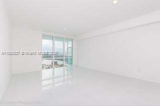 400 SUNNY ISLES CONDO EAS - Residential Lease