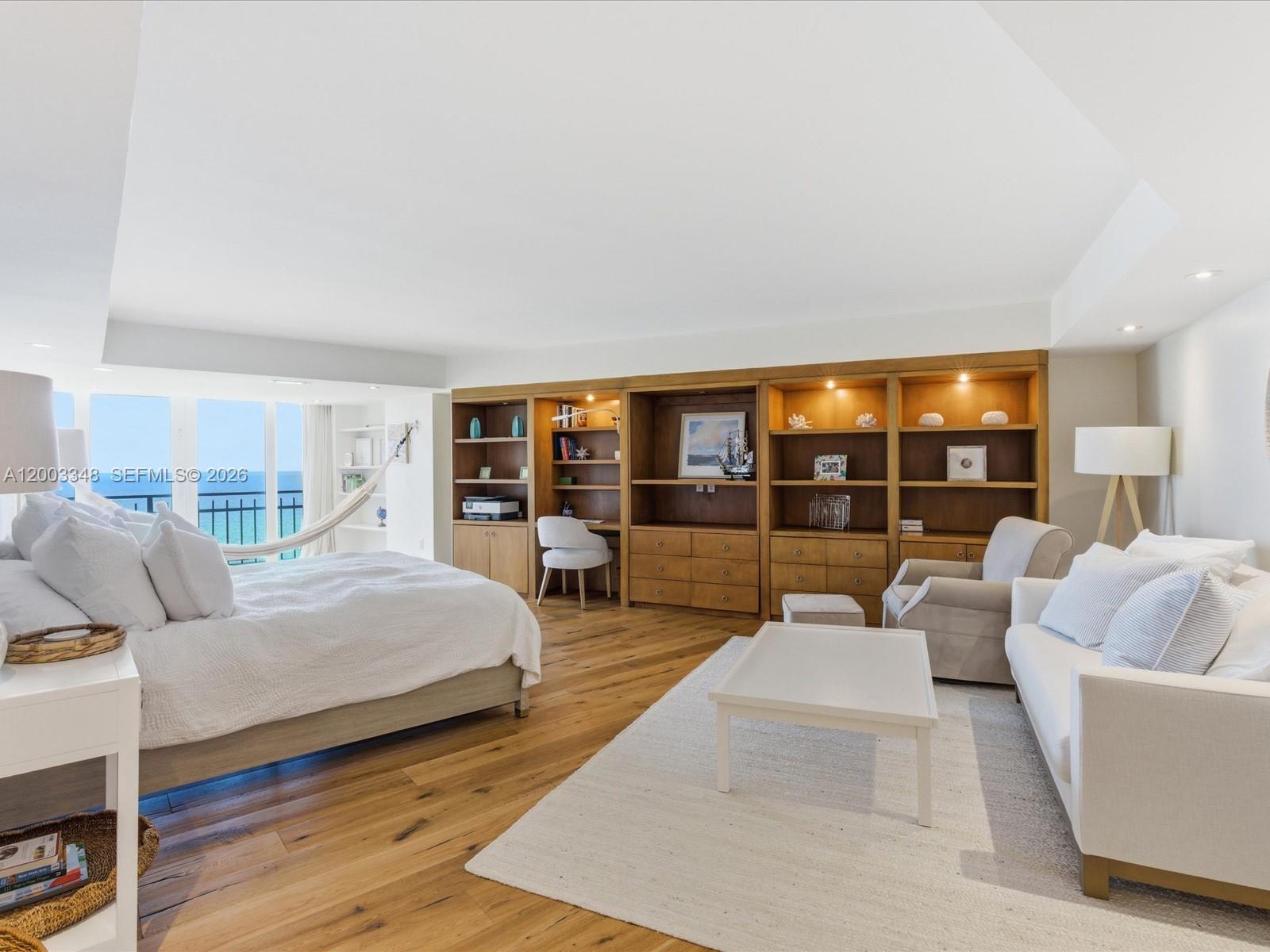 MAR-AZUL CONDO - Residential