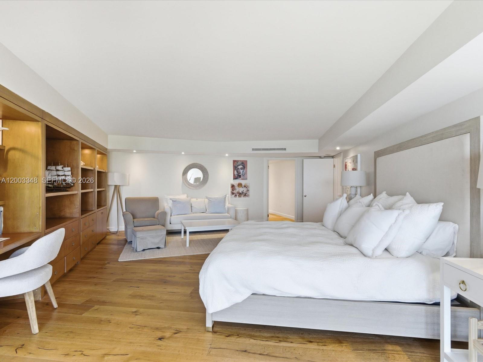 MAR-AZUL CONDO - Residential