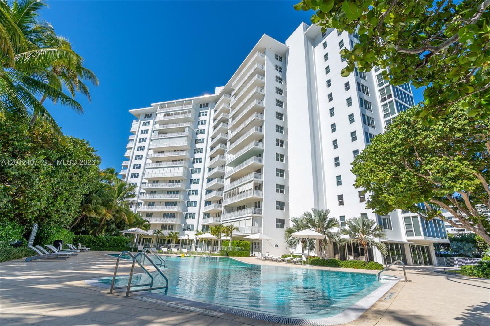 ISLAND HOUSE APT INC - CO - Residential