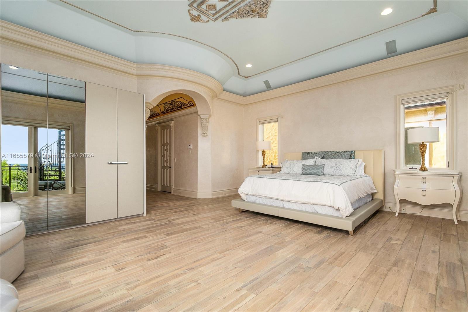 HILLSBORO SHORES SEC A - Residential Lease