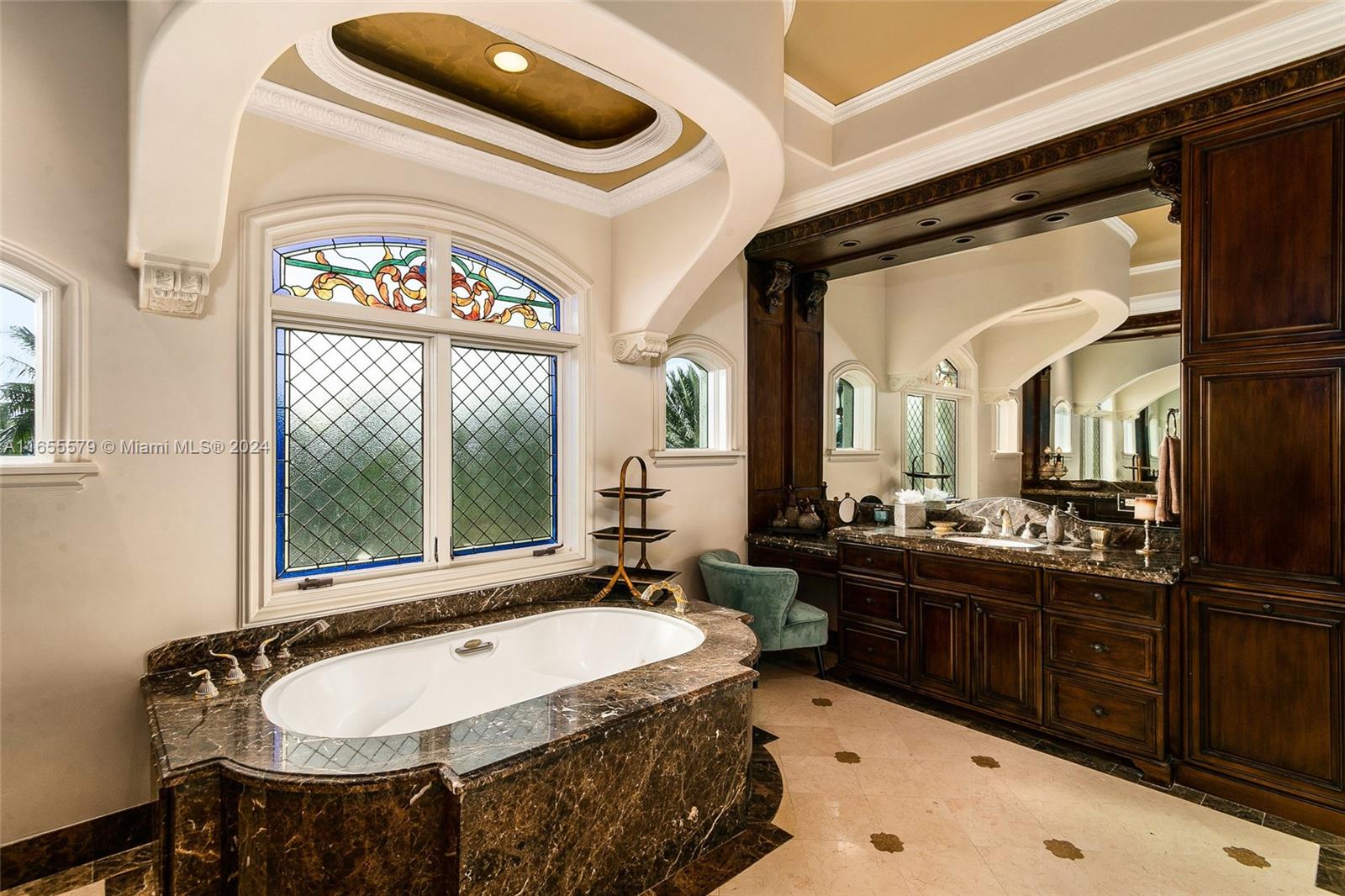 HILLSBORO SHORES SEC A - Residential Lease