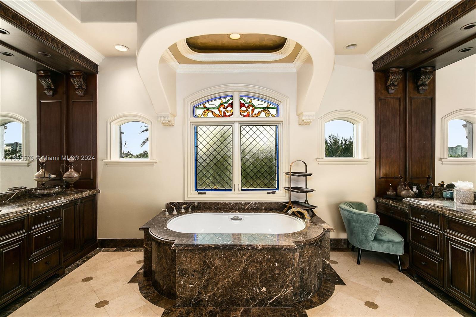 HILLSBORO SHORES SEC A - Residential Lease