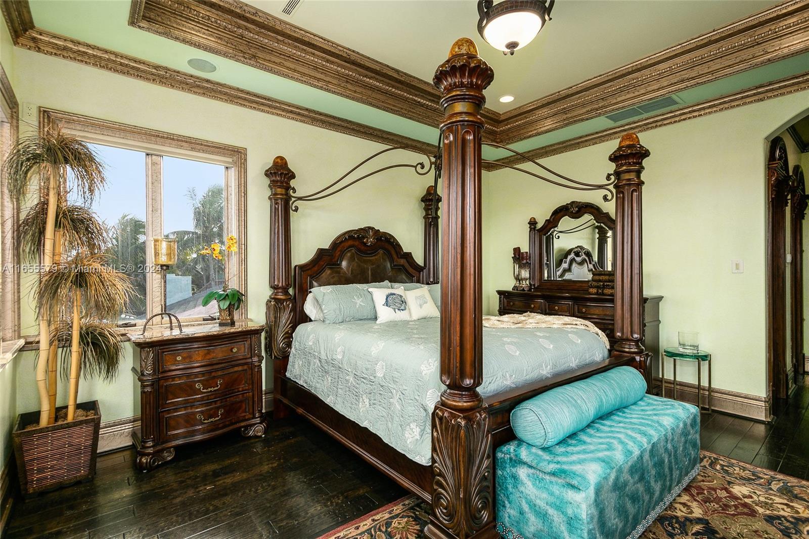 HILLSBORO SHORES SEC A - Residential Lease