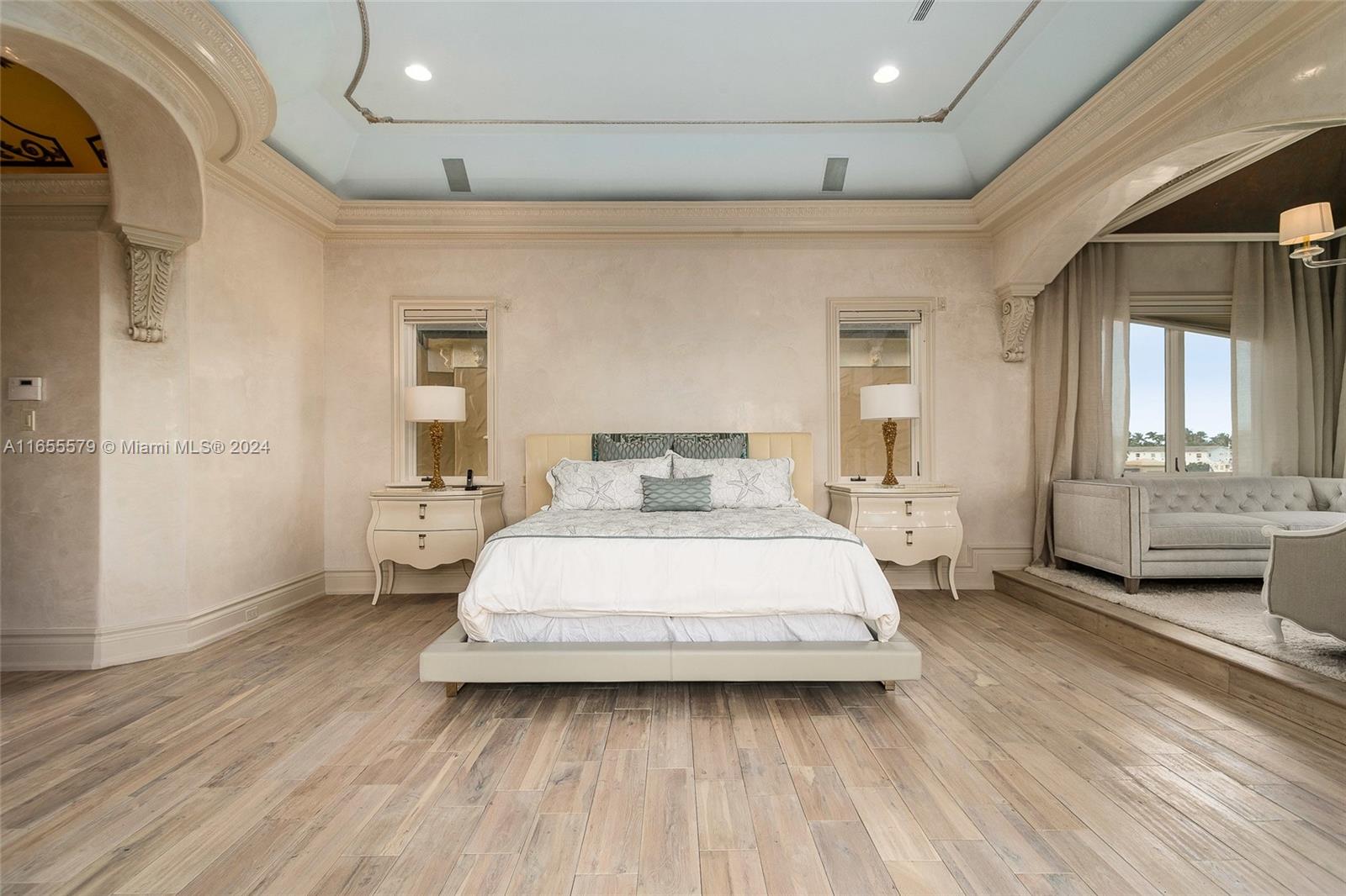 HILLSBORO SHORES SEC A - Residential Lease