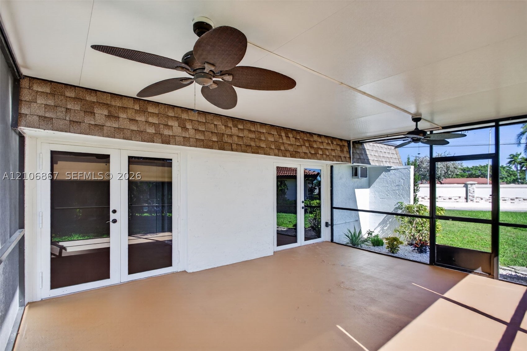 5508 Guava Cir