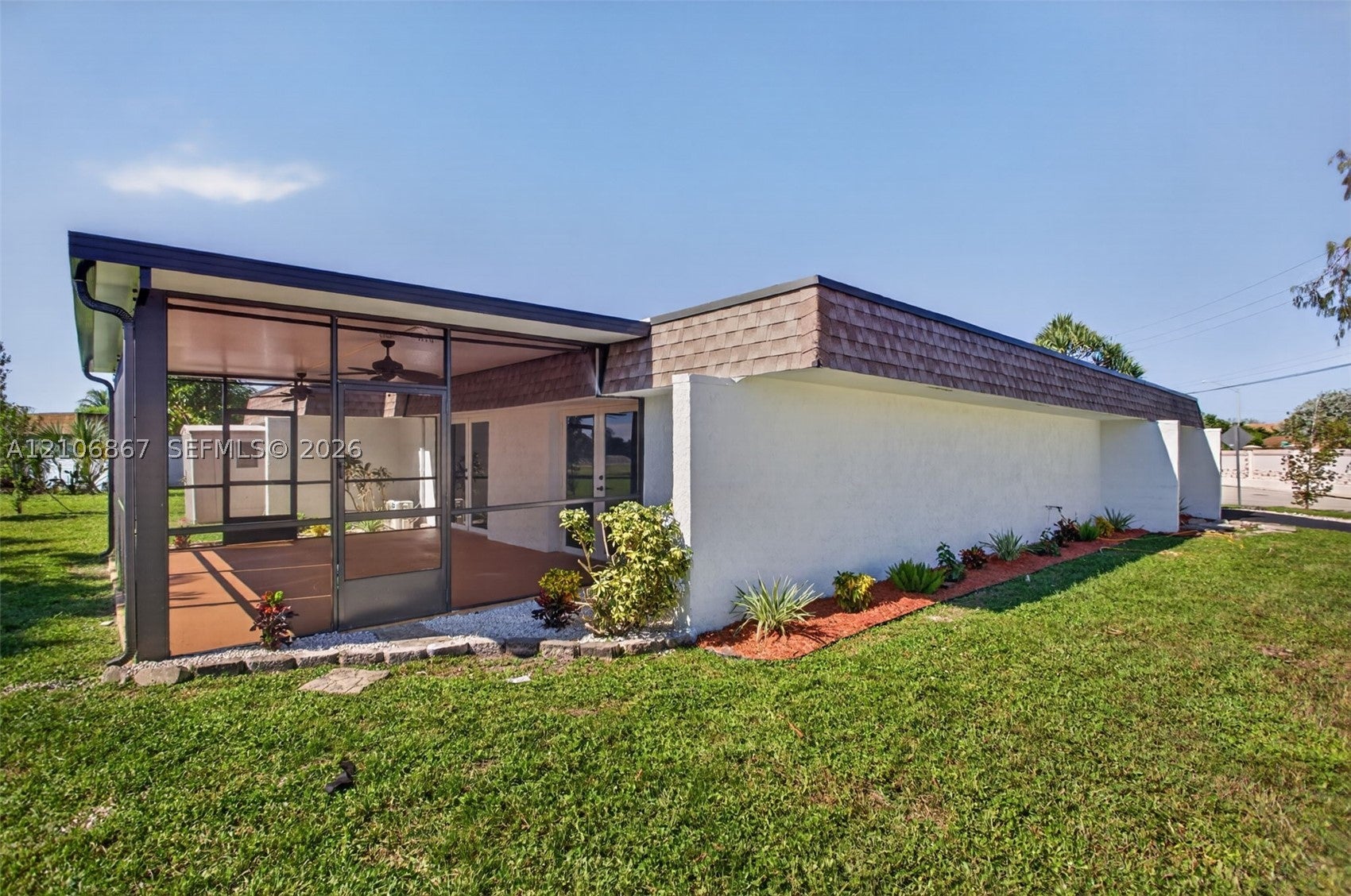 5508 Guava Cir