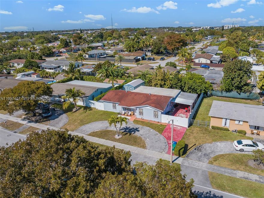 Beautiful single-family home in Homestead featuring a spacious layout with abundant natural light, updated kitchen, and comfortable living areas. Property includes an ADU with excellent income potential of approximately $1,500/month, ideal for investors or extended family. Enjoy a large backyard, ample parking, and no HOA. Conveniently located near major highways, shopping, schools, and dining, making it a great opportunity for both homeowners and income-producing buyers.