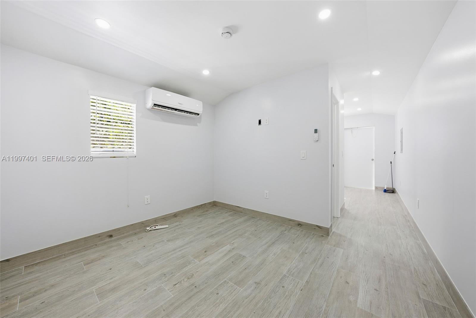 PRINCETONIAN WEST - Residential