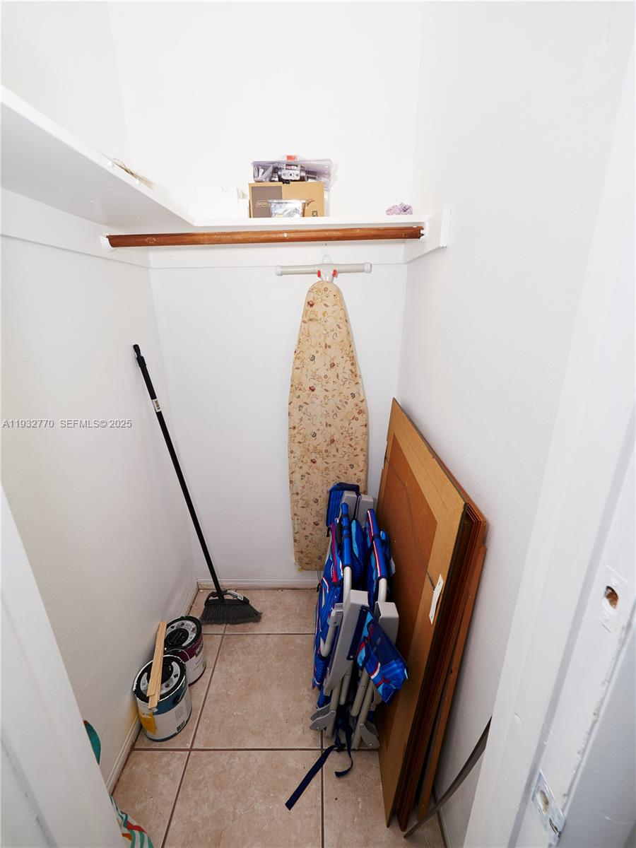 POINT EAST SEC II CONDO - Residential