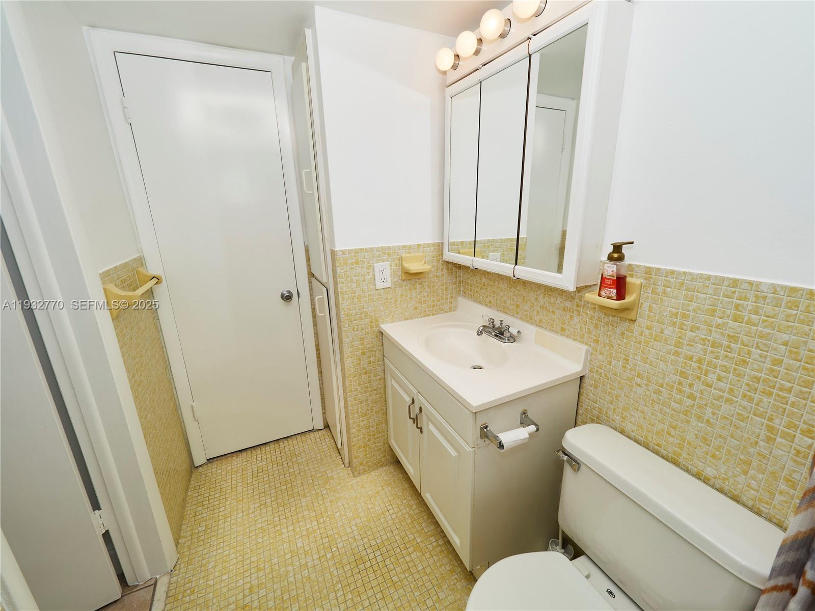 POINT EAST SEC II CONDO - Residential