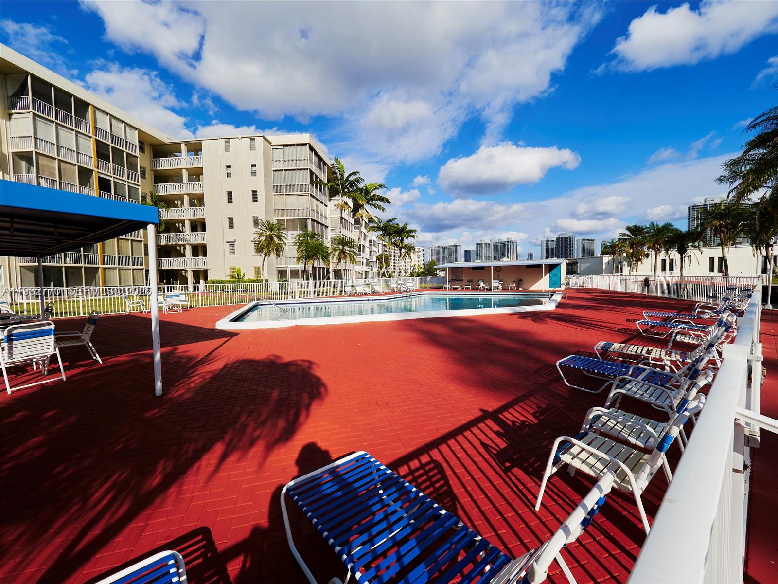 POINT EAST SEC II CONDO - Residential