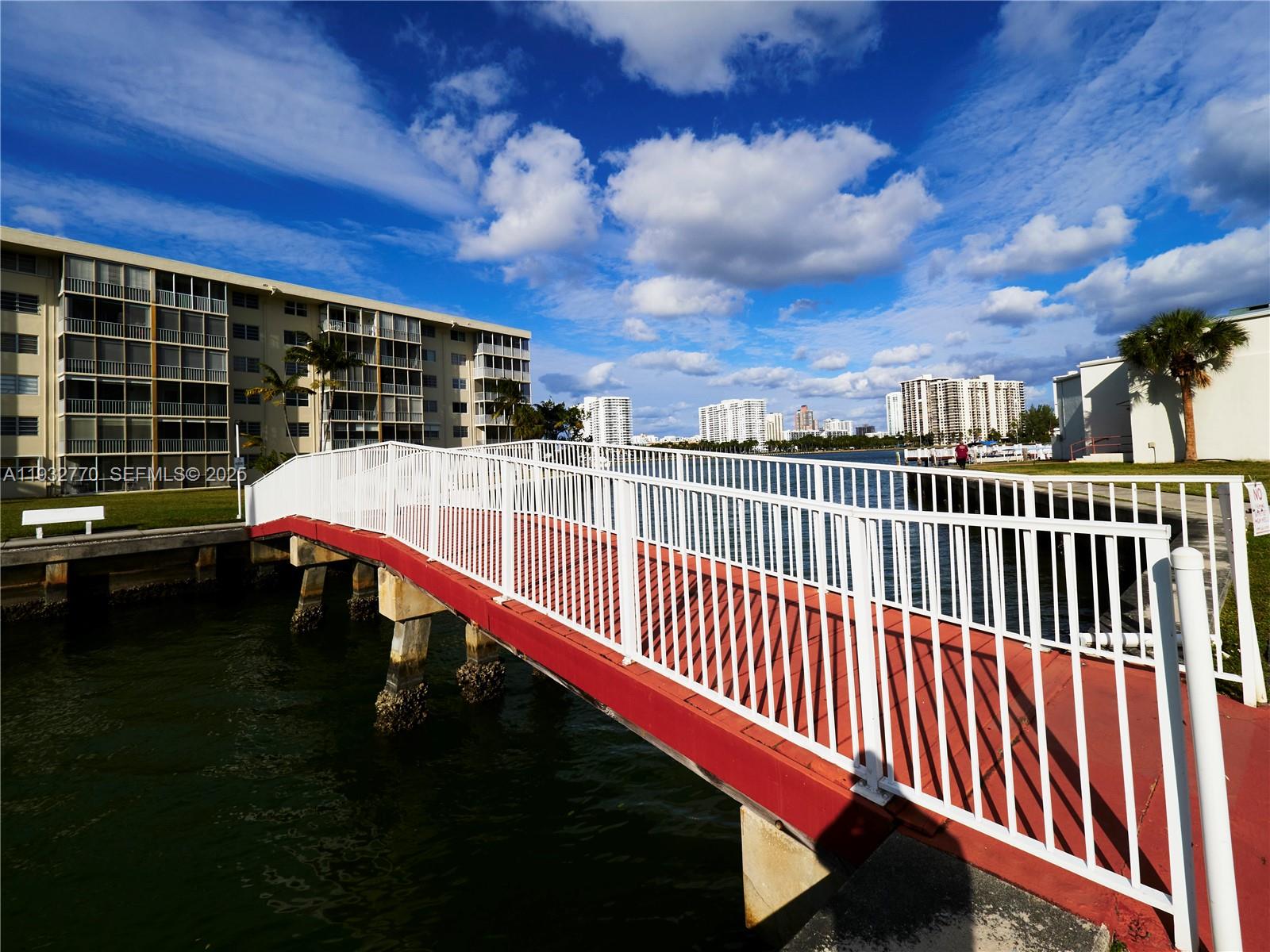 POINT EAST SEC II CONDO - Residential