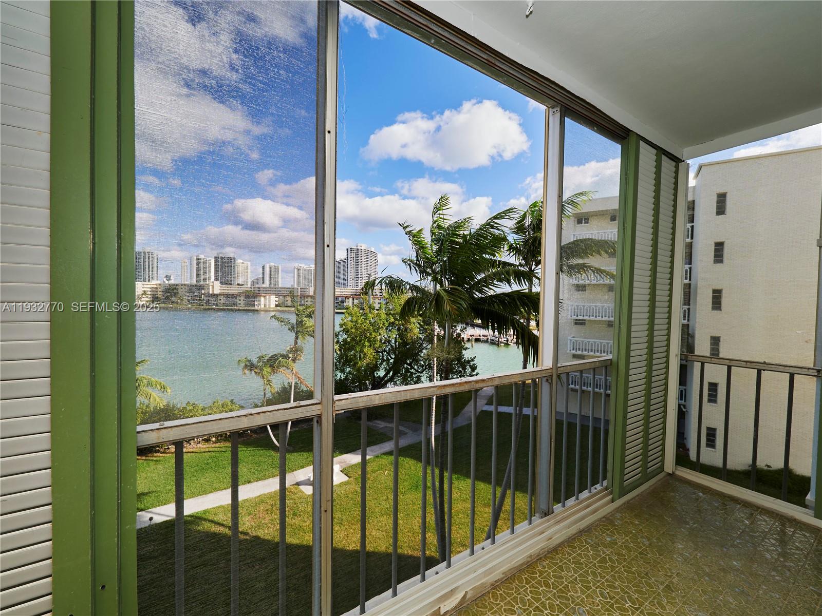 POINT EAST SEC II CONDO - Residential