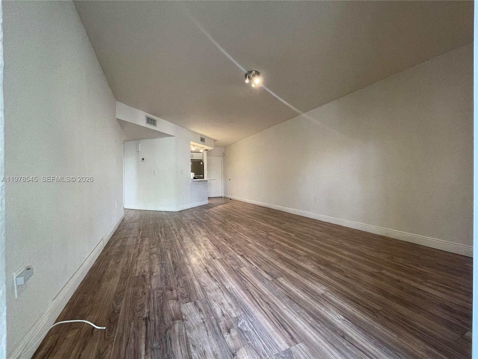 LAS VISTAS AT DORAL CONDO - Residential Lease