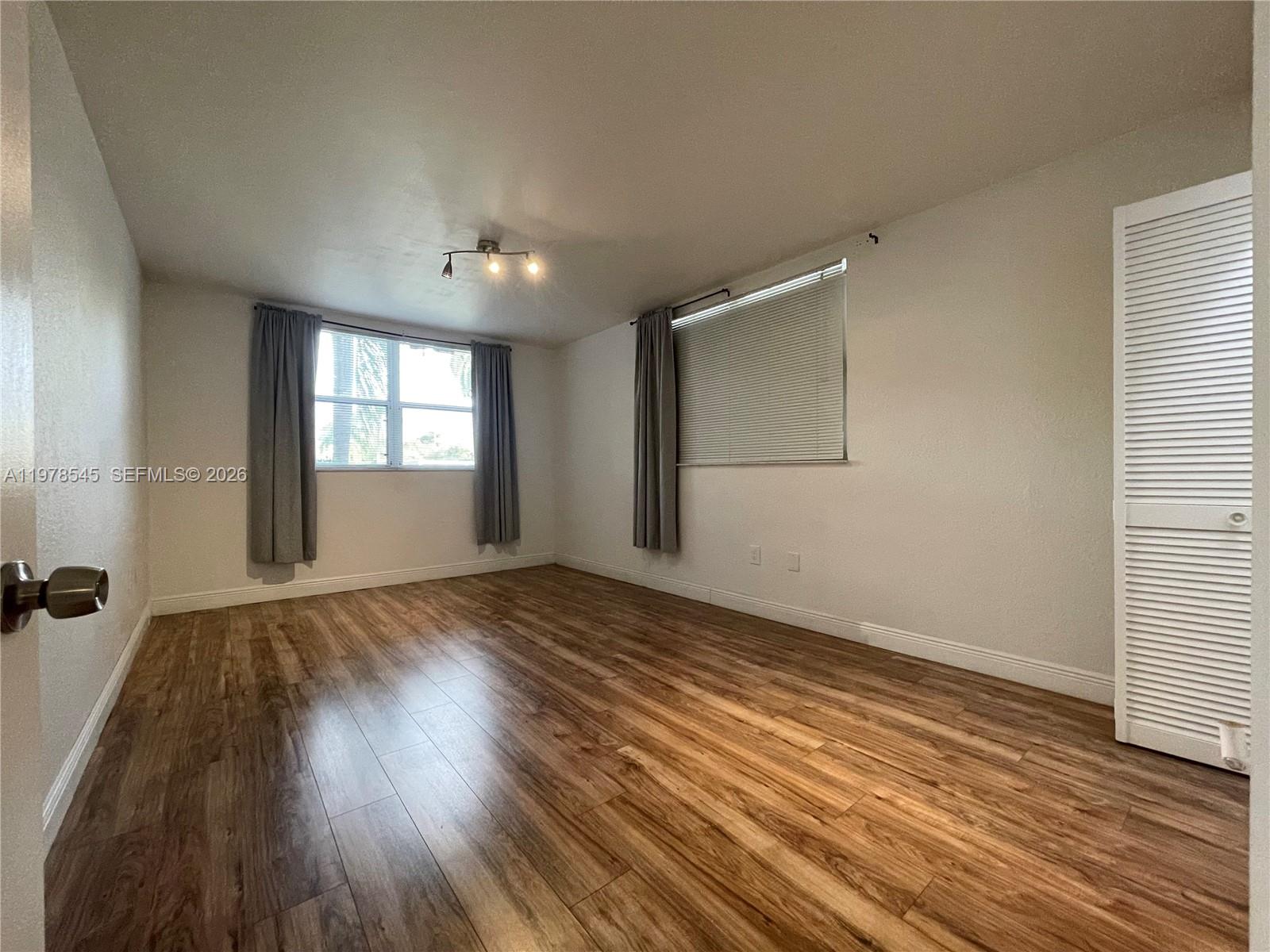 LAS VISTAS AT DORAL CONDO - Residential Lease