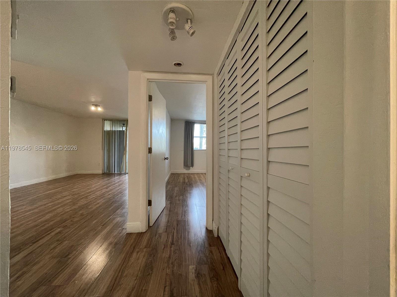 LAS VISTAS AT DORAL CONDO - Residential Lease