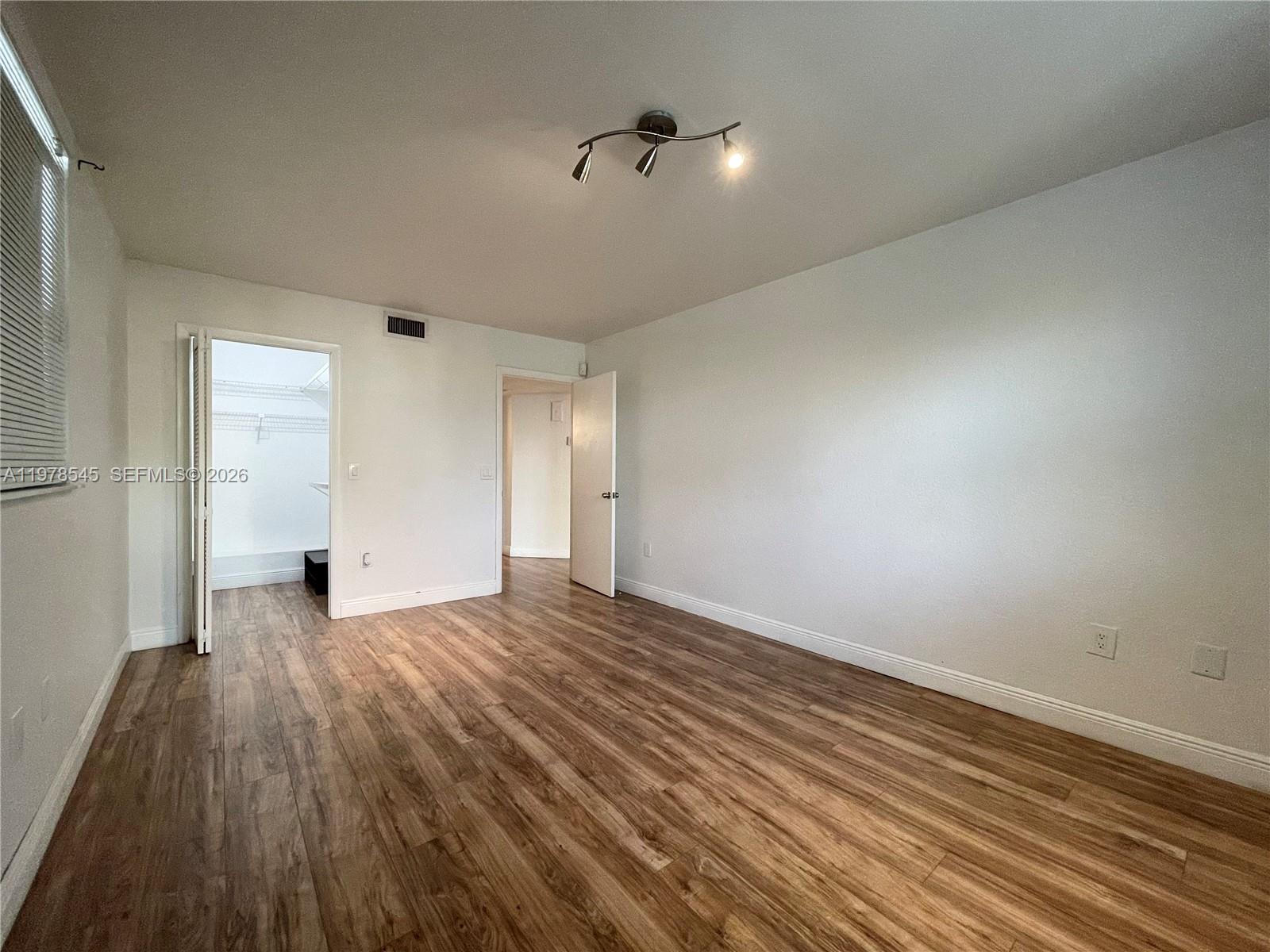 LAS VISTAS AT DORAL CONDO - Residential Lease