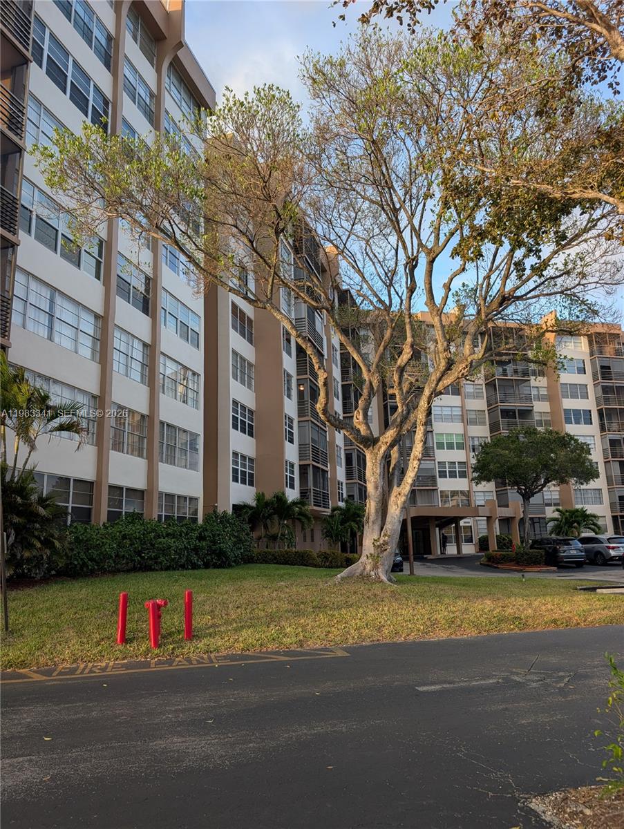 PARK PLACE CONDOMINIUM NO - Residential