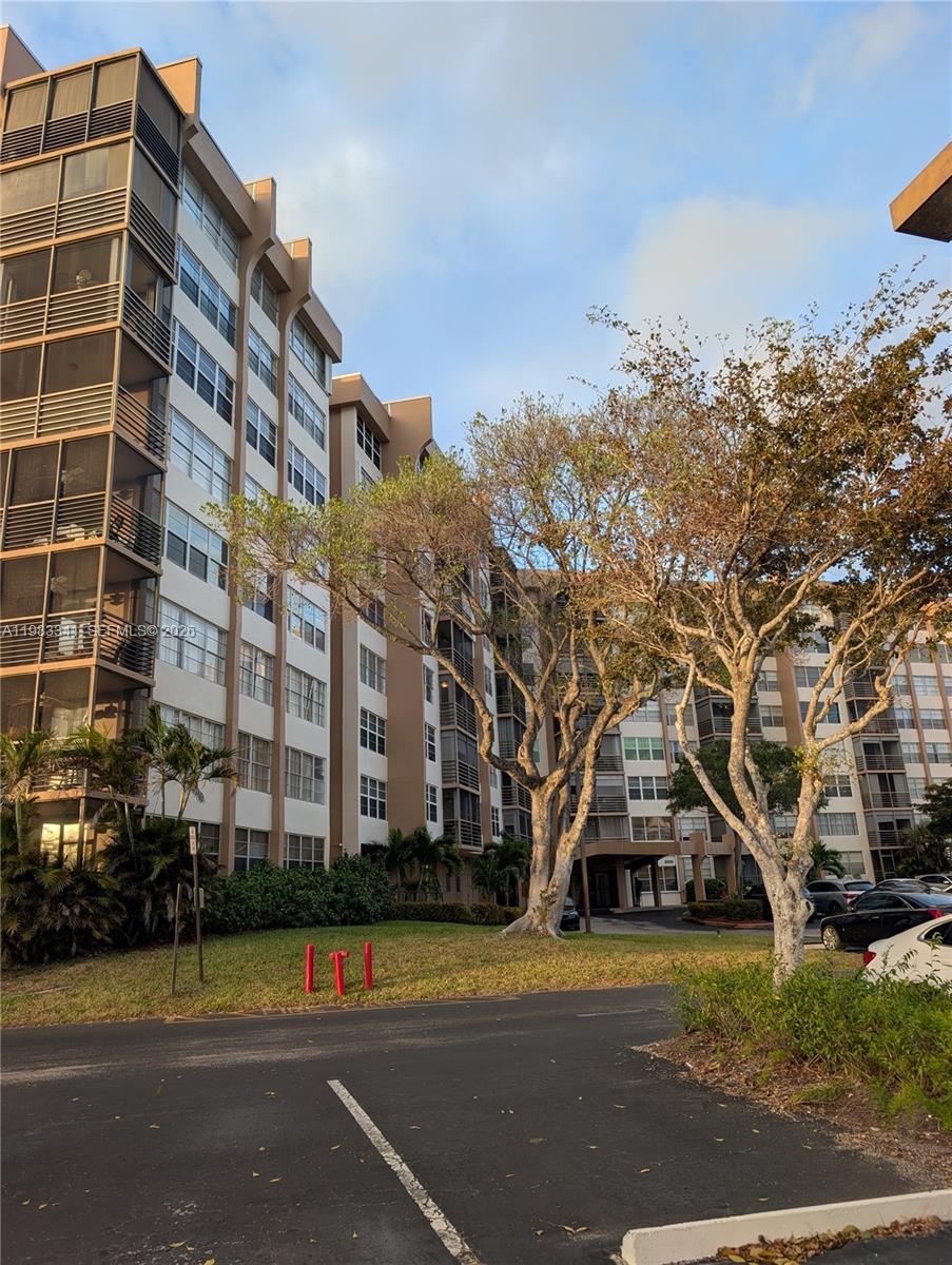 PARK PLACE CONDOMINIUM NO - Residential