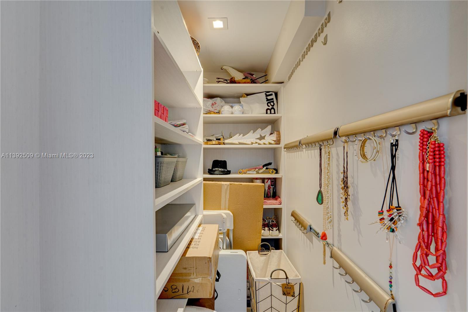 NAUTILUS SUB - Residential