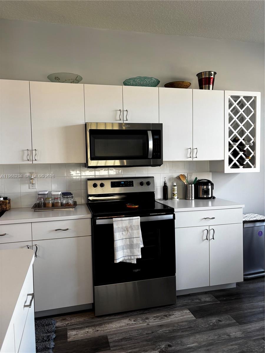 KINGS ISLE PH VII-A REPLA - Residential