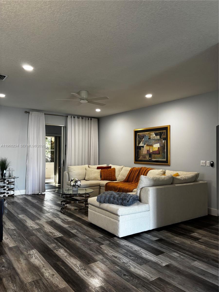 KINGS ISLE PH VII-A REPLA - Residential