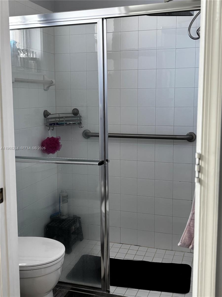 KINGS ISLE PH VII-A REPLA - Residential