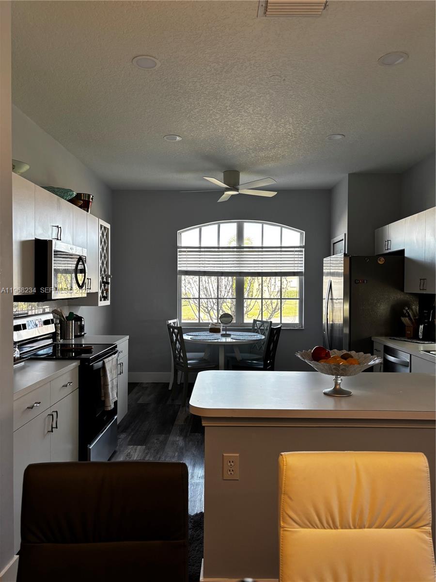 KINGS ISLE PH VII-A REPLA - Residential