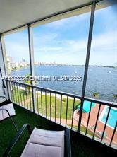 POINT EAST SEC III CONDO - Residential