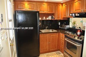 POINT EAST SEC III CONDO - Residential