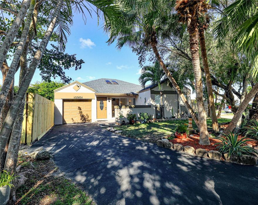 ***BEAUTIFUL MOVE-IN READY 3BR/2BA 1 CAR GARAGE HOUSE IN THE MUCH DESIRED CUTLER BAY AREA***
AS YOU ENTER THIS HOME, YOU ARE WELCOMED BY A SPACIOUS LIVING ROOM/ DINING AREA WITH NOTABLE CEILING SKYLIGHTS ALL AROUND FOR NATURAL LIGHTING. BRIGHT NEW KITCHEN WITH WHITE QUARTZ COUNTERTOP, MOSAIC BACKSPLASH, & NEW STAINLESS STEEL APPLIANCES. DINING ROOM AREA LEADS TOWARDS A FULLY NEW FENCED AND SPACIOUS BACKYARD WITH NEW PERGOLA BAR AREA- NEW ROOF BUILT 2021- ROOMS WITH NEW CLOSET TREATMENTS – NEW DOORS- HOME FRESHLY PAINTED- DRIVEWAY *** THIS HOME IS CONVENIENTLY LOCATED CLOSE TO FL TURNPIKE FOR EASY ACCESS, CLOSE TO TRANSPORTATION AND SHOPPING AREA. SEND YOUR HIGH & BEST OFFER TODAY!!!