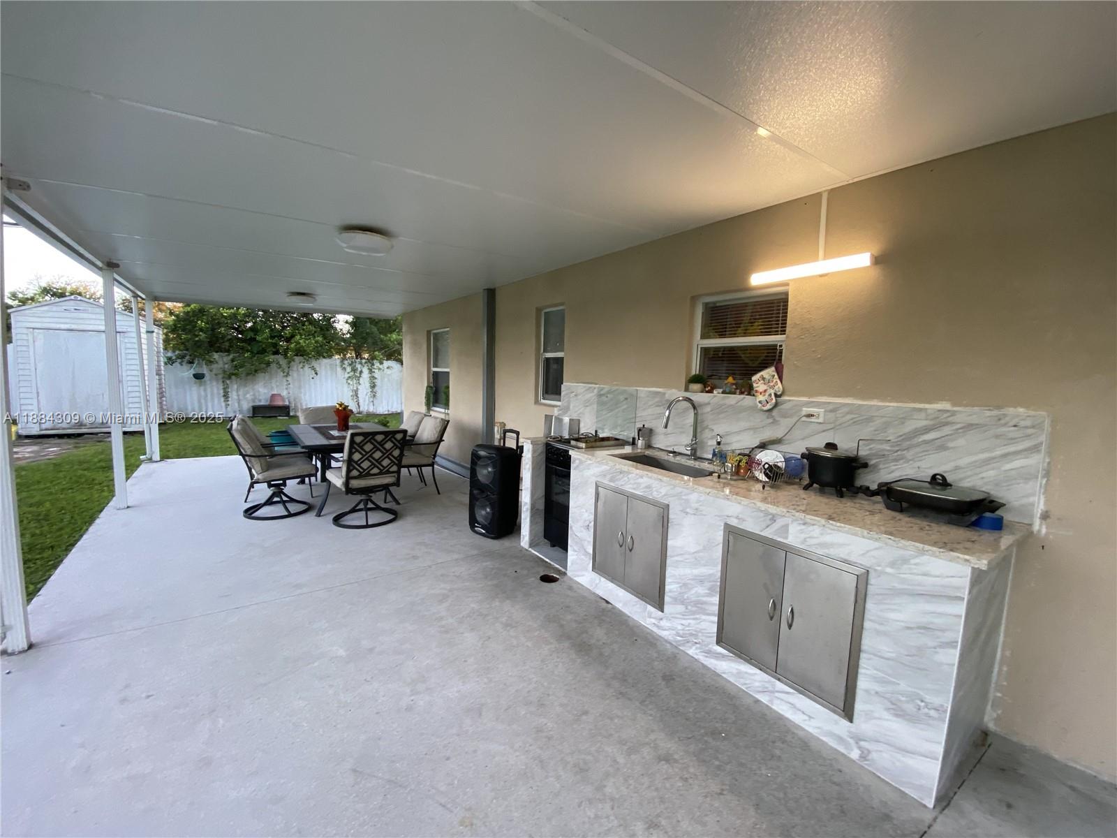 BUNCHE PARK - Residential