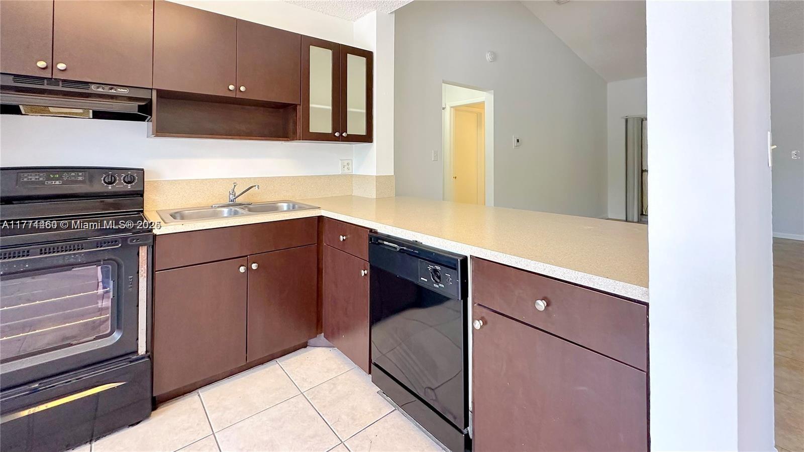 Rental Property at 2218 Sw 81st Ave 2218, Miramar, Broward County, Florida - Bedrooms: 2 
Bathrooms: 2  - $2,075 MO.